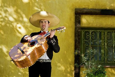 Mariachi Player | ubicaciondepersonas.cdmx.gob.mx