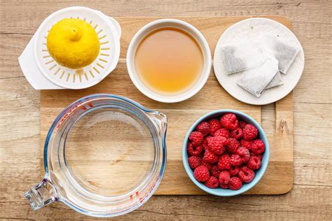 How To Make Iced Red Raspberry Leaf Tea For Maximum Benefit