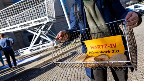 Inflation Hartz IV Empfänger rutschen unter Existenzminimum STERN de