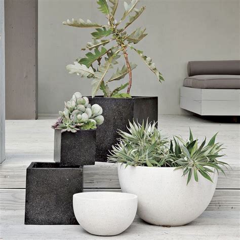 Gorgeous Modern Outdoor Diy Succulent Planter Using Cinder Blocks