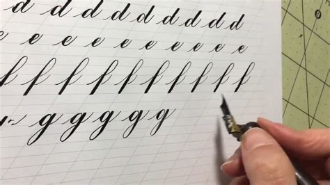 How To Write The Lowercase Copperplate Alphabet A N Calligraphy