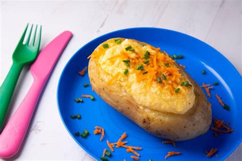 Souffl De Patata Al Horno Con Queso Gratinado Foto Premium