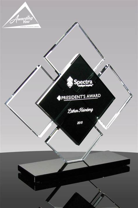 Custom Glass Awards | Corporate Recognition Awards | Awarding You