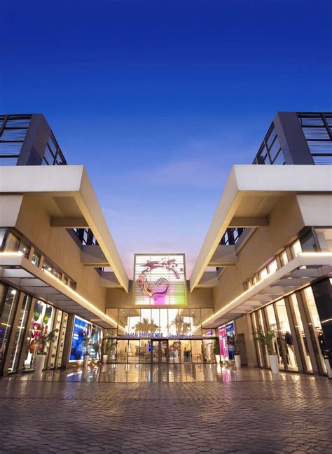 Malls in Cairo: Shopping, Dining, and Entertainment