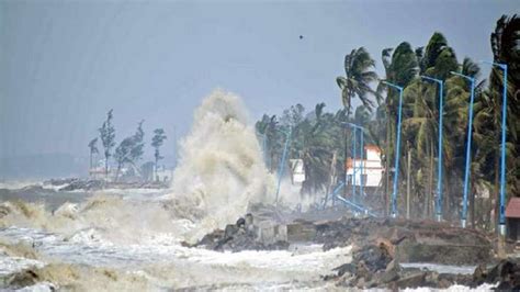 Bengal Govt Takes All Measures To Deal With Adverse Situations Due To Cyclone Sitrang India Tv