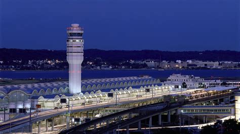 Ronald Reagan Washington National Airport (DCA) - Terminal & Air Traffic Control Tower - www ...