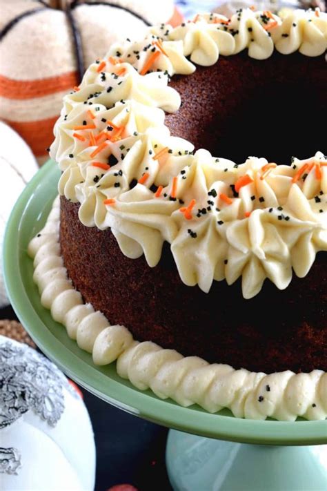 Frosted Pumpkin Puree Bundt Cake Lord Byron S Kitchen