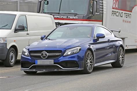 2018 Mercedes-AMG C63 R Coupe Comes to Crash the BMW M4 GTS Party - autoevolution