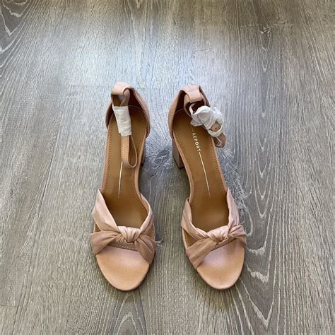 Report Nude Knot Block Heels Brand New Never Depop