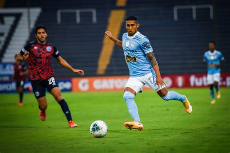 Sporting Cristal Vs Sao Paulo El Once Confirmado De Roberto Mosquera