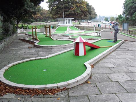 The Ham And Egger Files Poole Park New Hole Crazy Golf Course