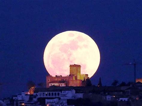 15 Stunning Images Of A Supermoon Taken In Different Locations