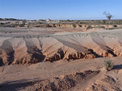 Lake Mungo reveals ancient human adaptation to climate change | Stories of Australian Science