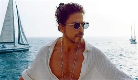 10 Best Shahrukh Khan Hairstyles To Copy For A Stunning Look Ke