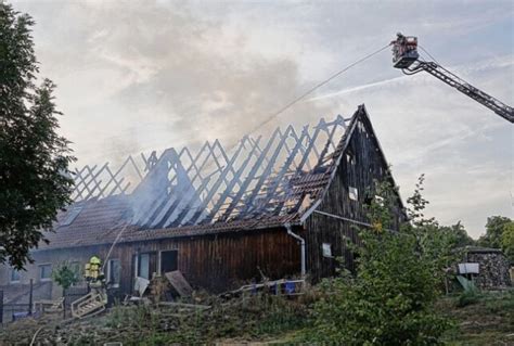 Nossen Wohnhaus Steht Lichterloh In Flammen