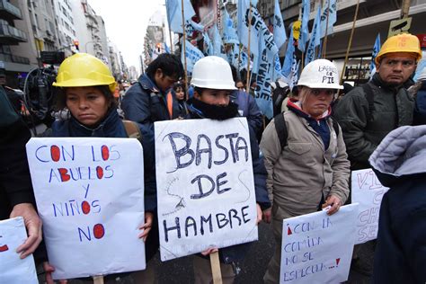 Otra Reunión Por El Presupuesto De La Ley De Emergencia Social