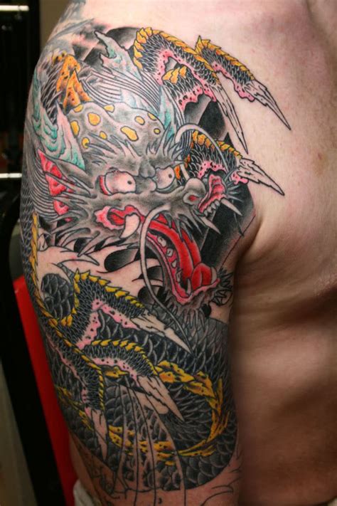 Traditional Japanese Dragon Tattoos Japanese Dragon Tattoo Meaning Japanese Dragon Tattoos