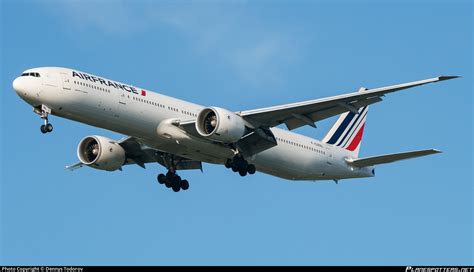 F GZNL Air France Boeing 777 328ER Photo By Dennys Todorov ID 1275635