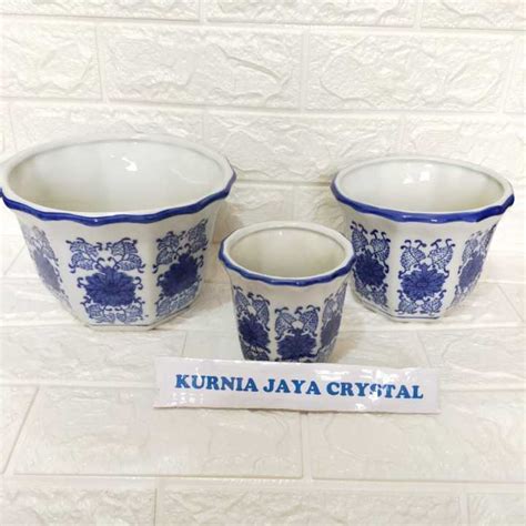 Pot Tanam Set 3 Model Belimbing Pot Tanaman Keramik Biru Putih Pot