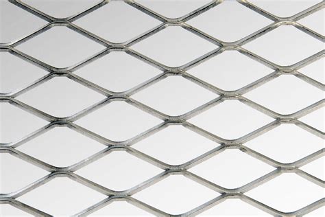 Stainless Steel Expanded Metal Mesh Manufacturer & Supplier