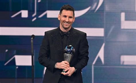 Lionel Messi Gana El The Best Y Agranda Su Leyenda