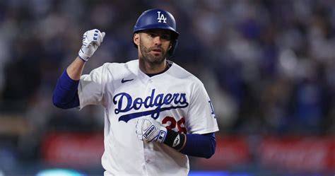 Top 10 Landing Spots for J.D. Martinez in MLB Free Agency | News ...