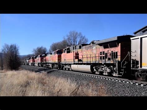 BNSF 8534 Leads A NB Mega Empty Coal Rain With A Horn Salute Exectuive