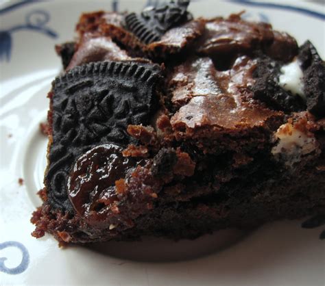 Lazy Giraffe: Ridiculously Good Oreo Fudge Brownies