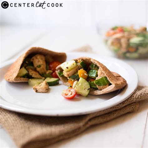 Delicious Healthy Flavorful And Easy Mediterranean Chicken Pitas That Are Ready In 20 Minutes