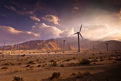 Windmills Palm Springs Stock Photos, Pictures & Royalty-Free Images ...