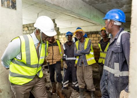 President Ruto Makes Impromptu Visit To Kibra Affordable Housing Project