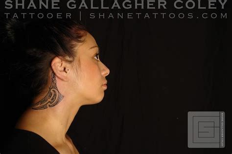 Maori Neck Tattoota Moko On Lena Neck Tattoo Tattoos Maori Tattoo