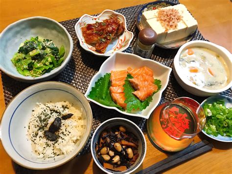 サーモンの刺身と黒にんにく胚芽米定食 豆腐日記【毎日豆腐食べてます】 Bloguru