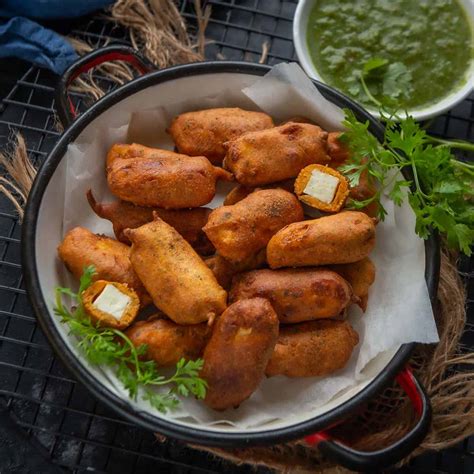 Paneer Pakora Recipe Paneer Pakoda Whiskaffair