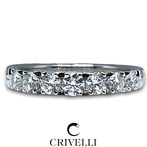 Anello Crivelli Veretta A Pietre In Oro Bianco E Brillanti Ct