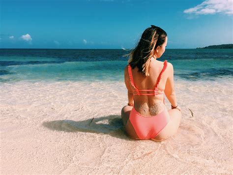 Homet o u c h e s o f b l u s h