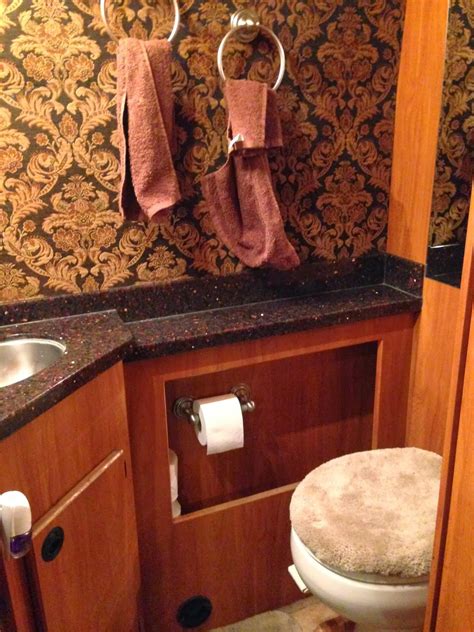 Why teaching bus kids proper etiquette is so important now 24