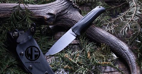 How To Carry EDC Fixed Blade Knives