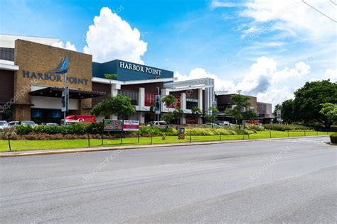 Subic Filipinas 1 De Julio De 2018 Front Of Harbor Point Mall In