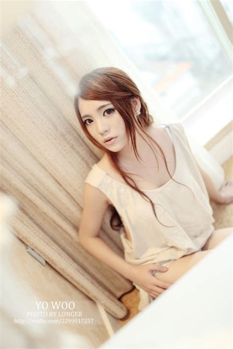 Sexy Nude Girl From HongKong Asia Boobs Fall Out