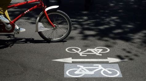 Nuevo Tramo De Carril Bici En Servicio En La Ronda De Sant Pere