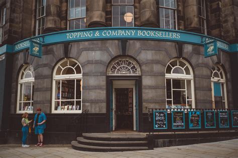 How To Visit Toppings, A Bookshop in Edinburgh | solosophie