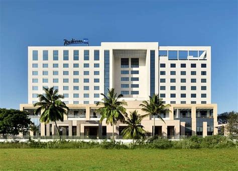 Restaurant - Review of Radisson Blu Coimbatore, Coimbatore, India ...