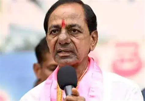 కేసీఆర్ కు ఎన్నికల సంఘం నోటీసులు Ec Notice To Telangana Former Cm