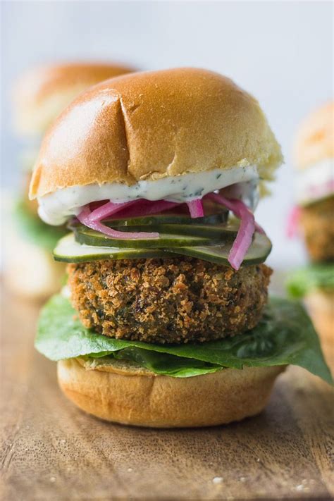 Meatless Monday Solved These Crispy Falafel Sliders Are Perfect Any Day Of The Week Wheth