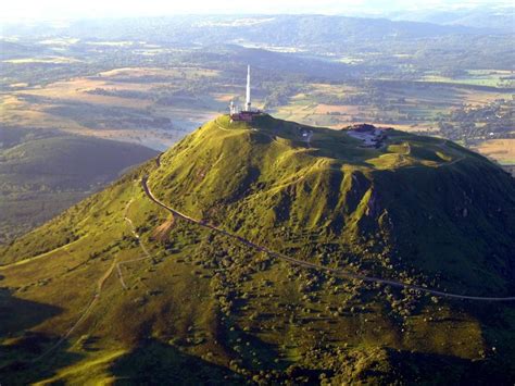 Puy De Dôme Et Volcan • Cars De La Vallée