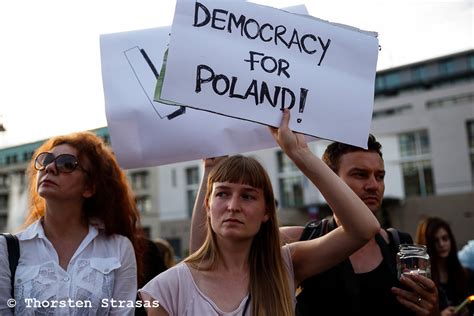 Protest In Berlin Gegen Geplante Justizreform In Polen Flickr