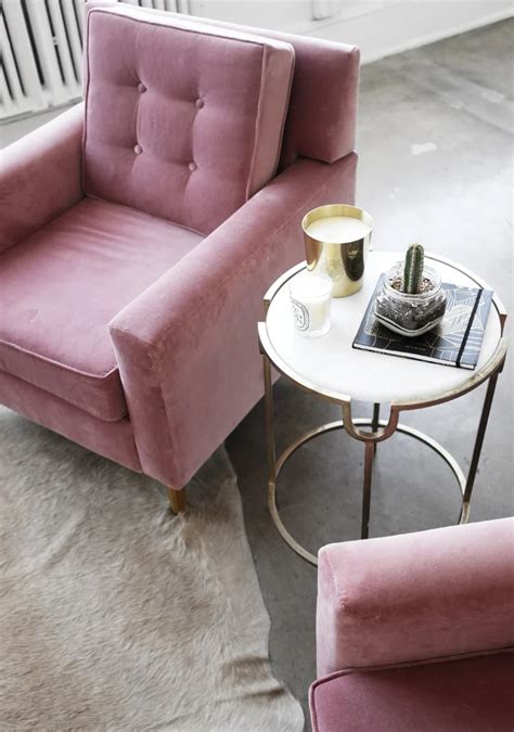 12 Incredibly Chic Velvet Home Decor Finds | Stylish living room ...