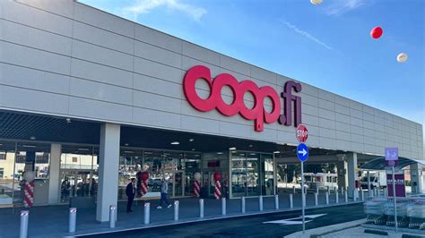 Taglio Del Nastro Per Il Nuovo Coop Fi Di Sesto Fiorentino In Viale