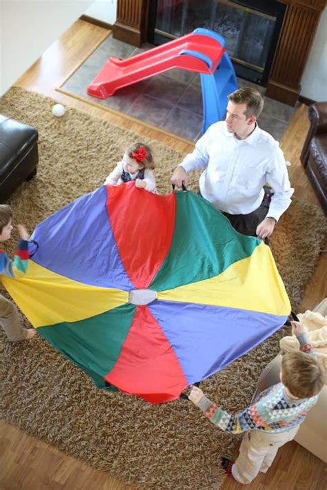 Parachute Play for Toddlers - I Can Teach My Child!